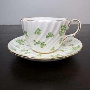 Vintage Anysley Teacup & Saucer Swirl Green Shamrock Clover England Classic